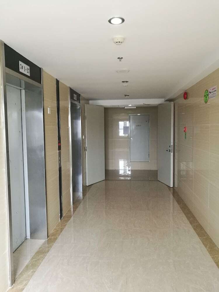 Shenzhen Found Heranmall Apartment