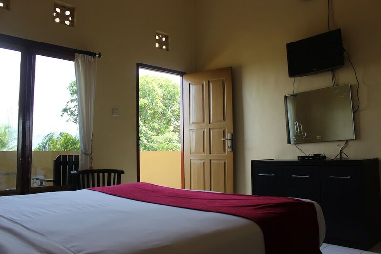 Bed & Breakfast Hotel Dewi Warsiki