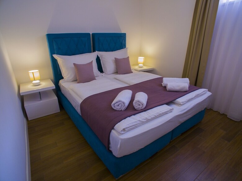 Villa Royal Residence Chica Cure
