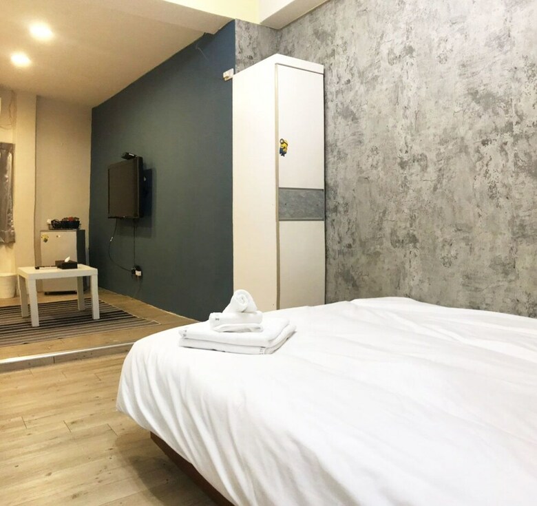 Hotel Fengjia Nights Plan