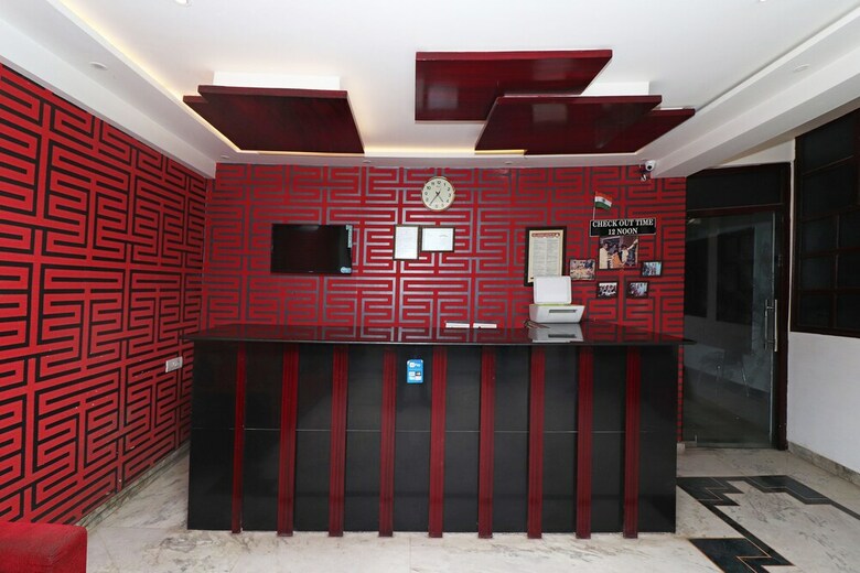 Oyo 28240 Hotel D' Seasons