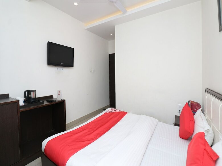 Oyo 27921 Hotel Shalimar