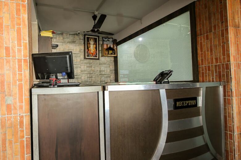 Oyo 28144 Hotel Krishna