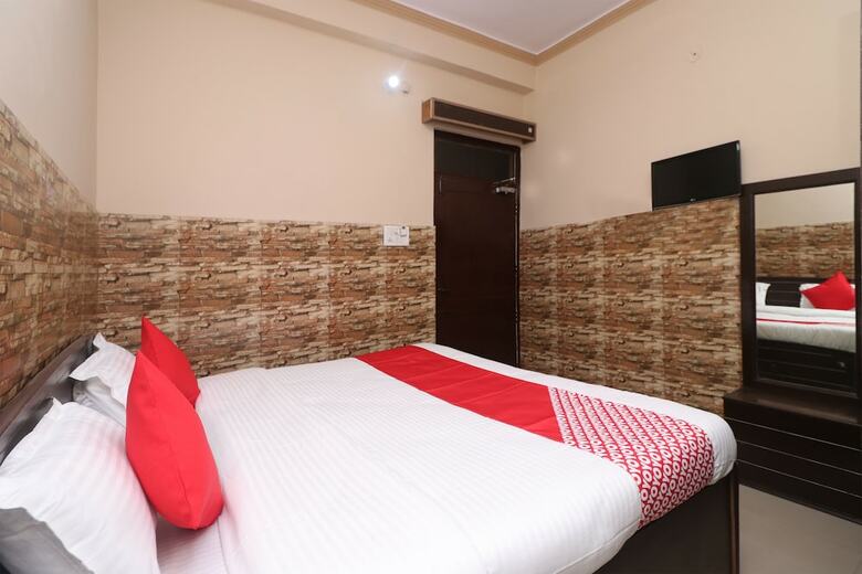 Oyo 29694 Hotel Heritage