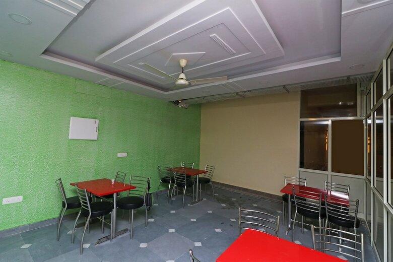 Hotel Oyo Flagship 27639 Sector 69