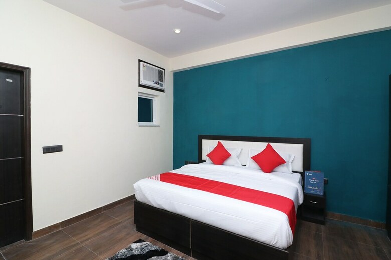 Hotel Oyo 30251 Rosebury