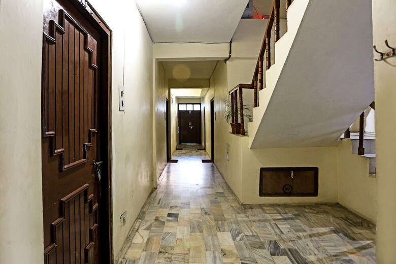 Oyo 5910 Hotel Anupam