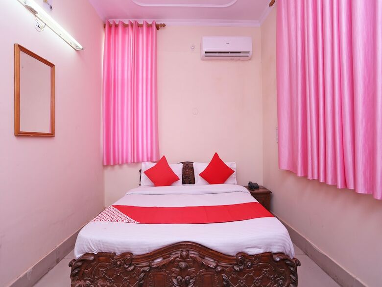 Oyo 36715 Hotel Valley Inn