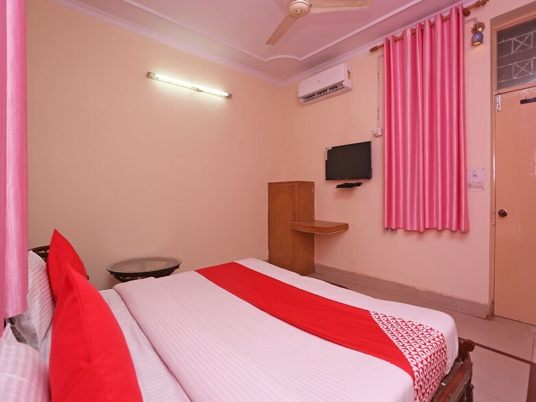 Oyo 36715 Hotel Valley Inn