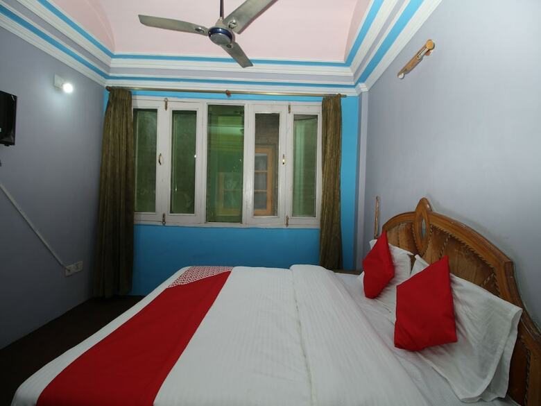 Oyo 29553 Hotel Essar