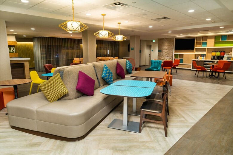 Hotel Home2 Suites By Hilton Bakersfield