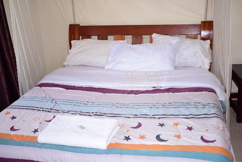 Apartamentos Faithica Jkia