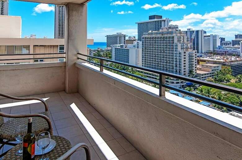 Waikiki Skytower Wsky1904
