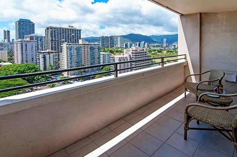 Waikiki Skytower Wsky1904