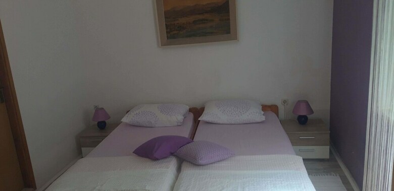 Hostal Green Hostel