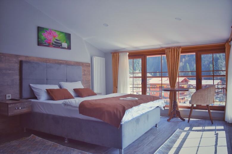 Huzur Otel