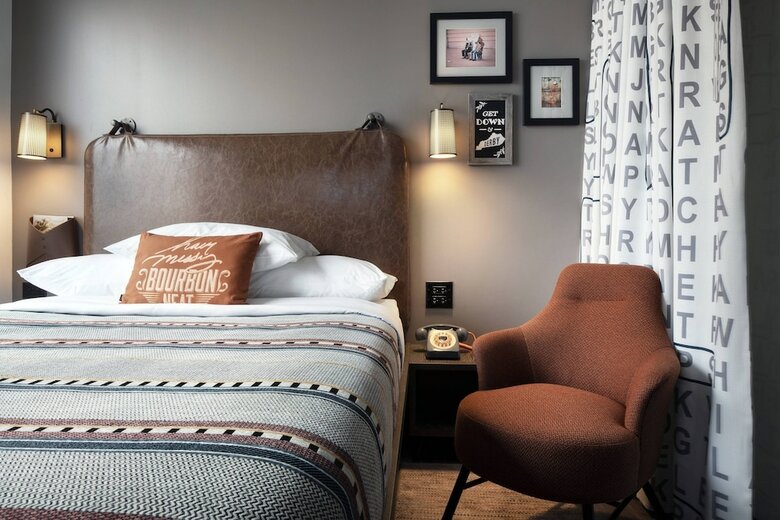 Hotel Moxy Louisville Downtown