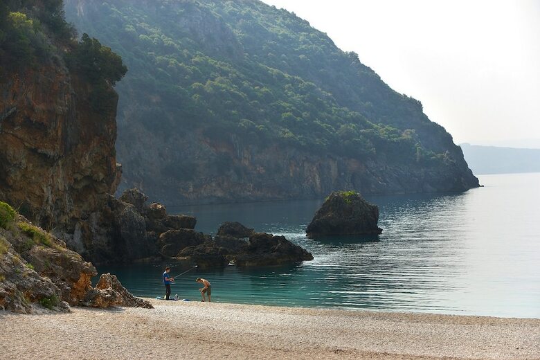 Lichnos Beach Hotel & Suites