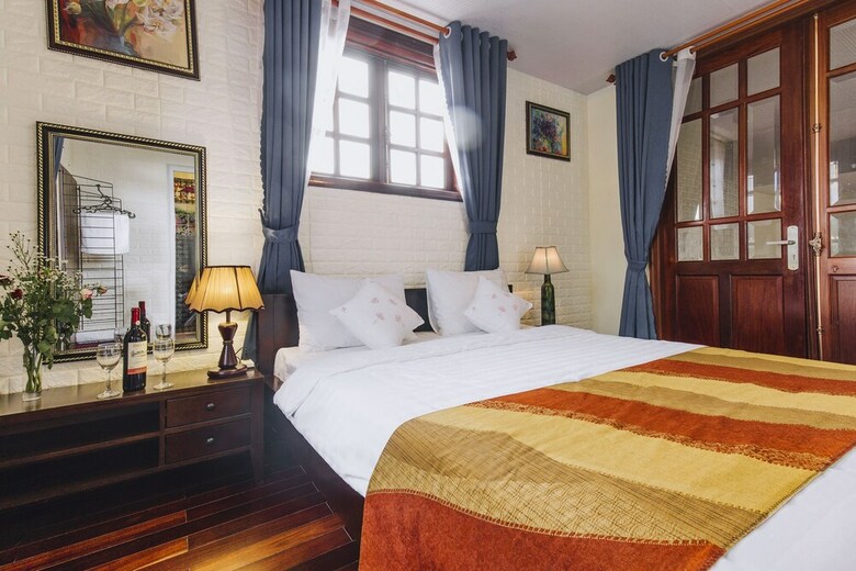 Hotel Villa De Vins