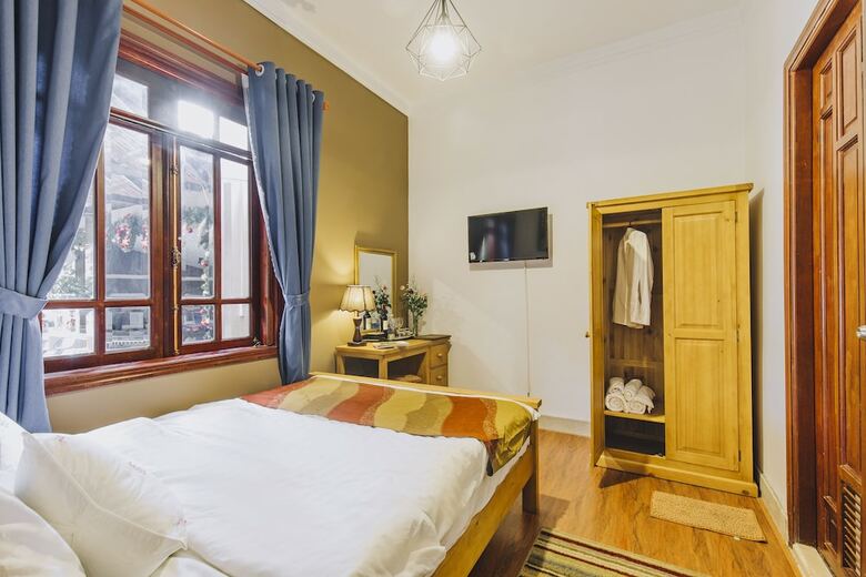 Hotel Villa De Vins