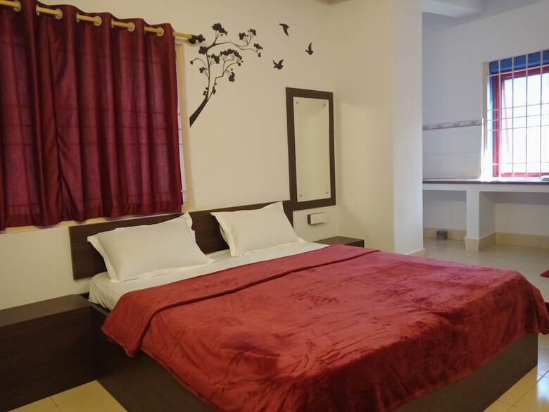 Hotel Kimaya Stay