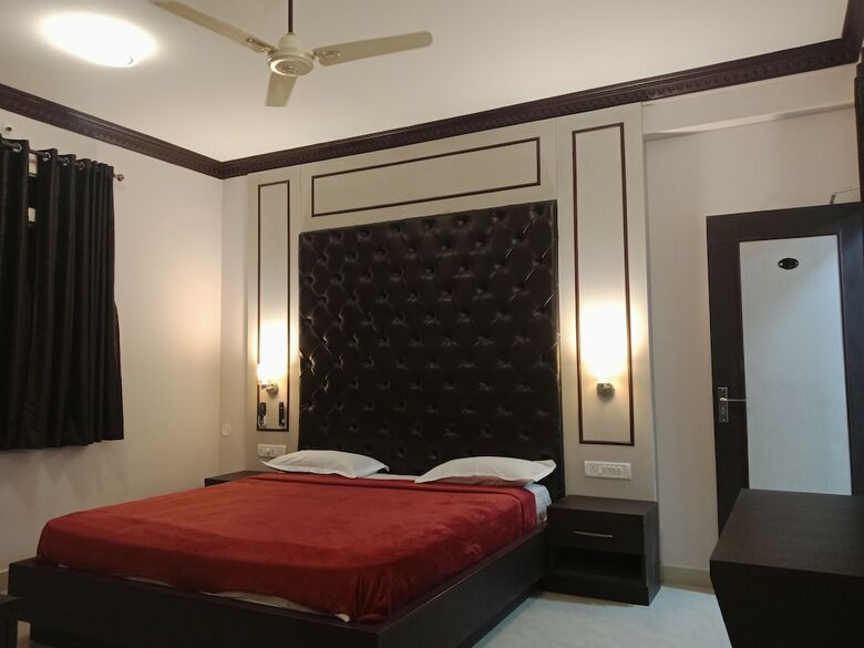 Hotel Kimaya Stay