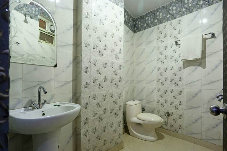 Hotel Rudraksh Plaza