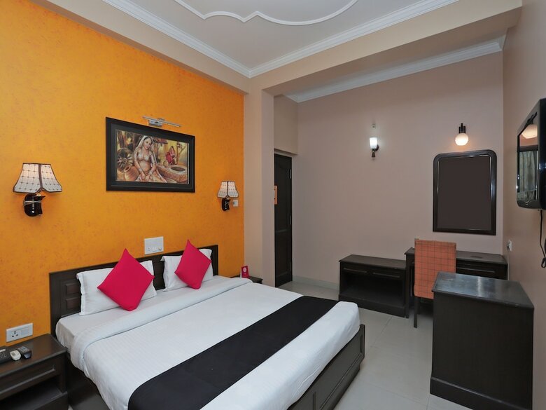 Hotel Rudraksh Plaza