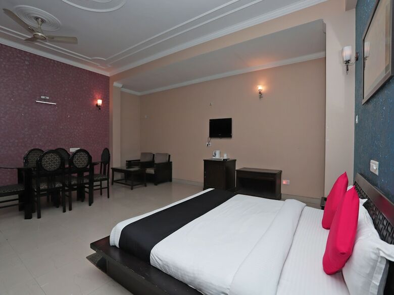 Hotel Rudraksh Plaza