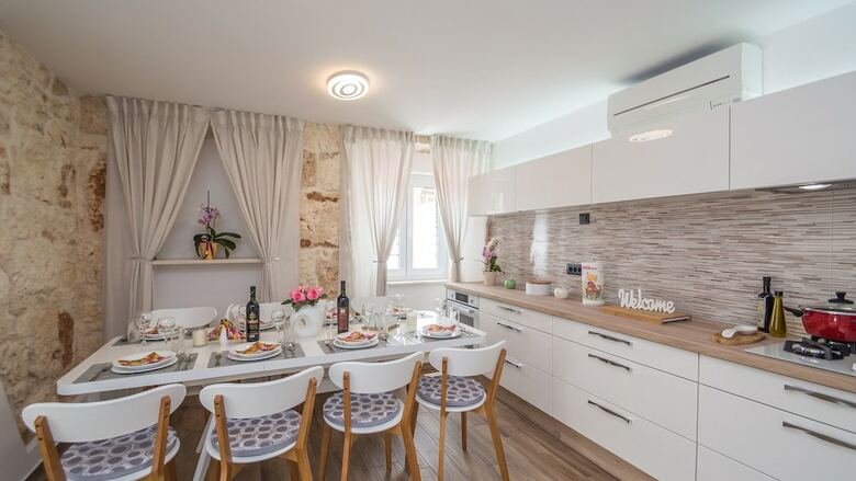 Villa Grannys House