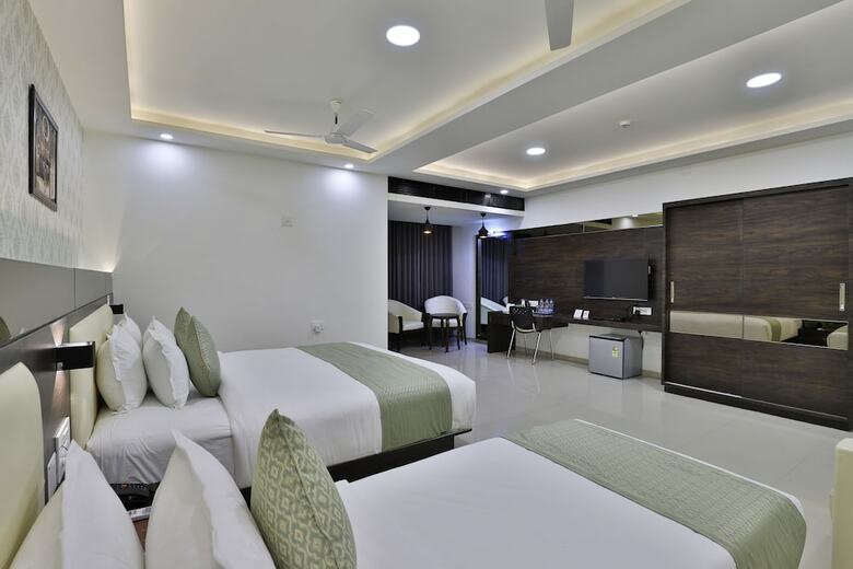 Palette - Hotel Shivalik
