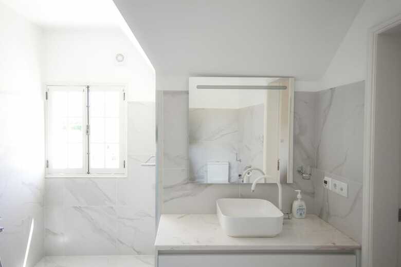 Villa Branca Barreiros Bed & Breakfast