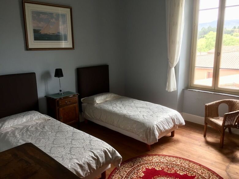 Bed & Breakfast Chateau De Douzens