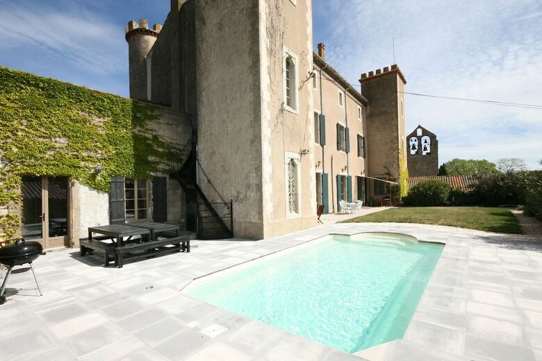 Bed & Breakfast Chateau De Douzens