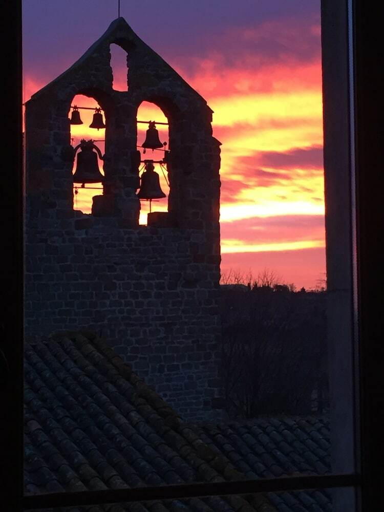 Bed & Breakfast Chateau De Douzens