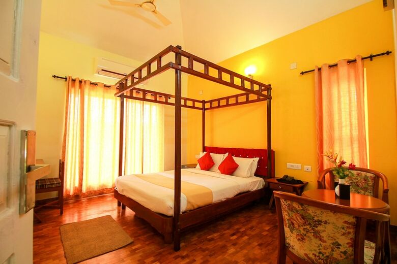 Hotel Palette -karapuzha Village