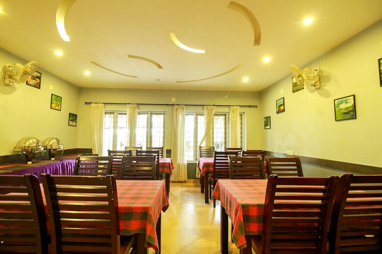 Hotel Palette -karapuzha Village