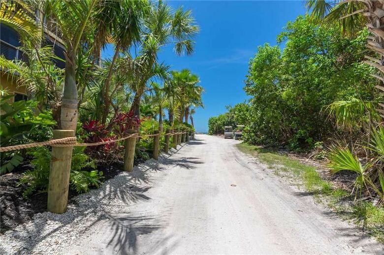 437 - Longlook Beachhouse