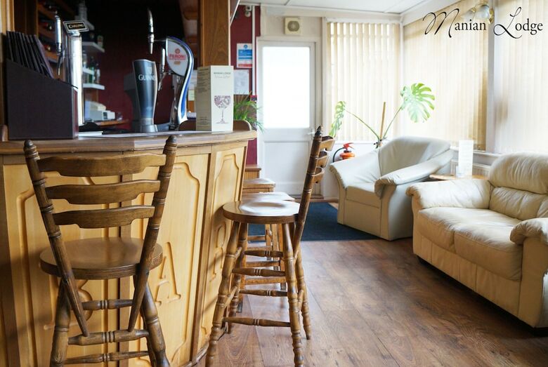 Hotel Manian Lodge