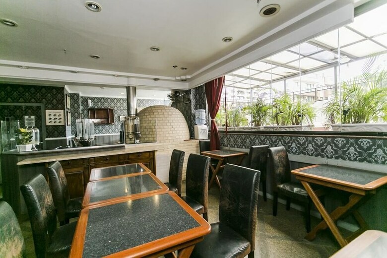 Hostal Social Hostel