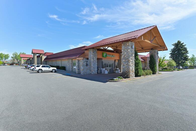 Hotel Holiday Inn