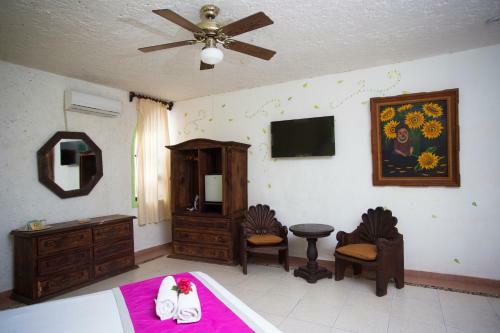 Hotel Xbalamqu� Resort & Spa