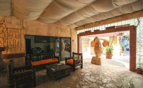 Hotel Xbalamqu� Resort & Spa