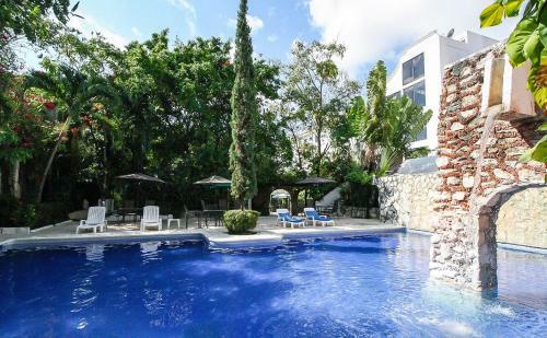 Hotel Xbalamqu� Resort & Spa