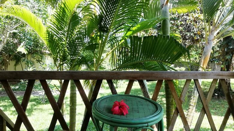 Hotel Q Bungalows