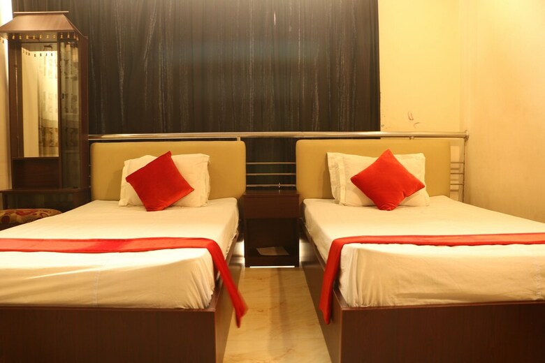 Hotel 78 Firoza Inn