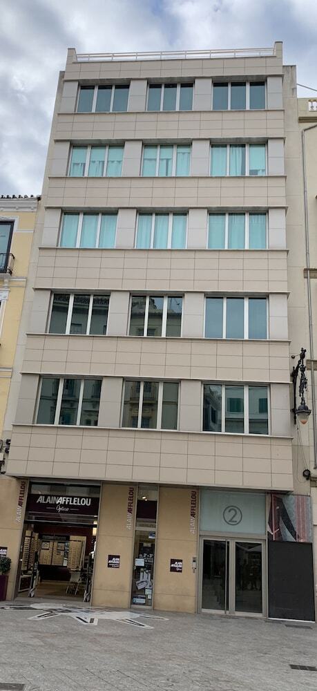 Apartamentos Arc Felix Saenz