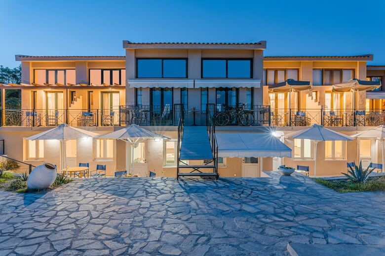 Apartamentos Naftilos Residences I