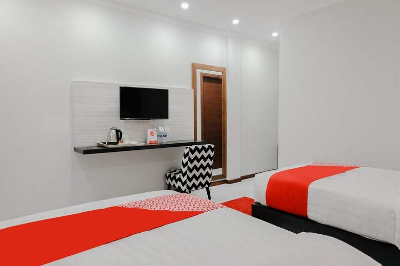 Capital O 802 Omah Londo Hotel & Resort