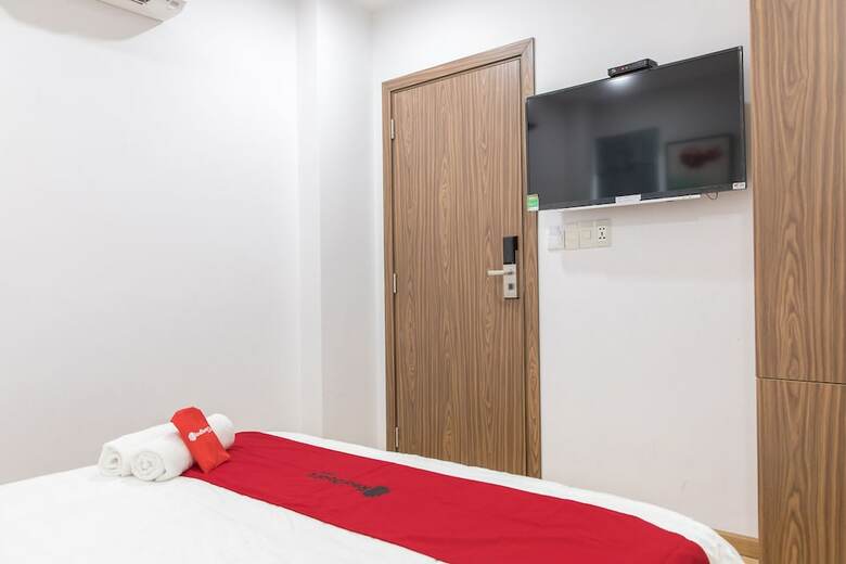 S-hotel